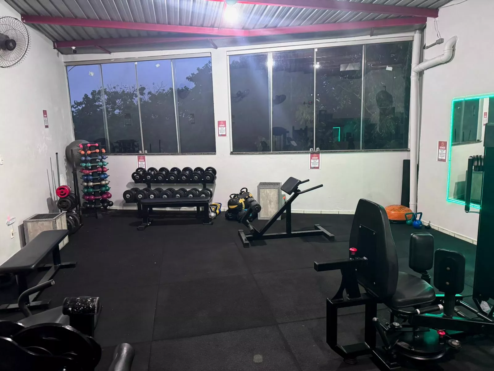 Foto da area de musculação